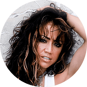 En Mi Jewels - Angela Mraz