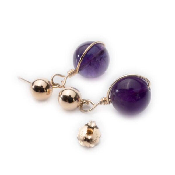 En Mi handmade jewelry - 14K gold and amethyst drop earring.